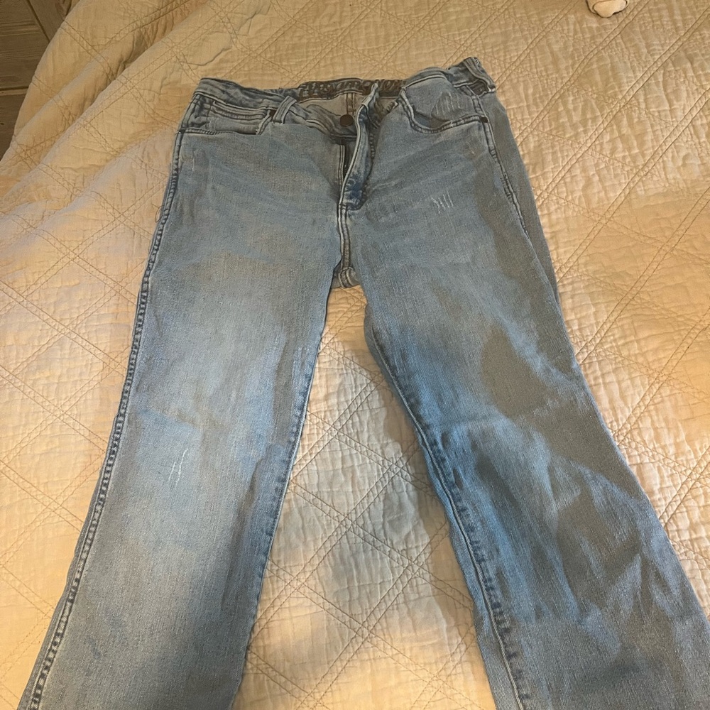 Wrangler 31x30 trouser style jeans women’s.